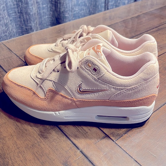 Nike Air Max Pink Suede Sneakers Size 6.5 ✨ Never worn! - Picture 6 of 6